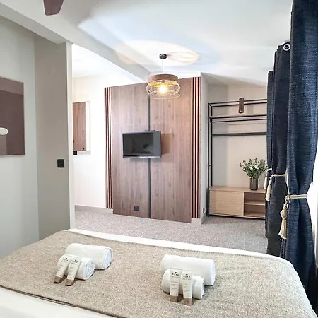 Peaceful Near Porte De Versailles Parigi