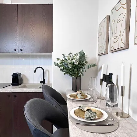 Peaceful Near Porte De Versailles Appartamento Parigi